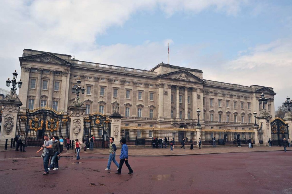 Букингемский Дворец (Buckingham Palace)